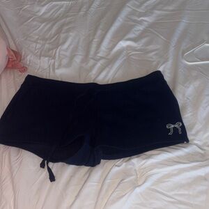 Navy Aeropostale low rise fleece shorts